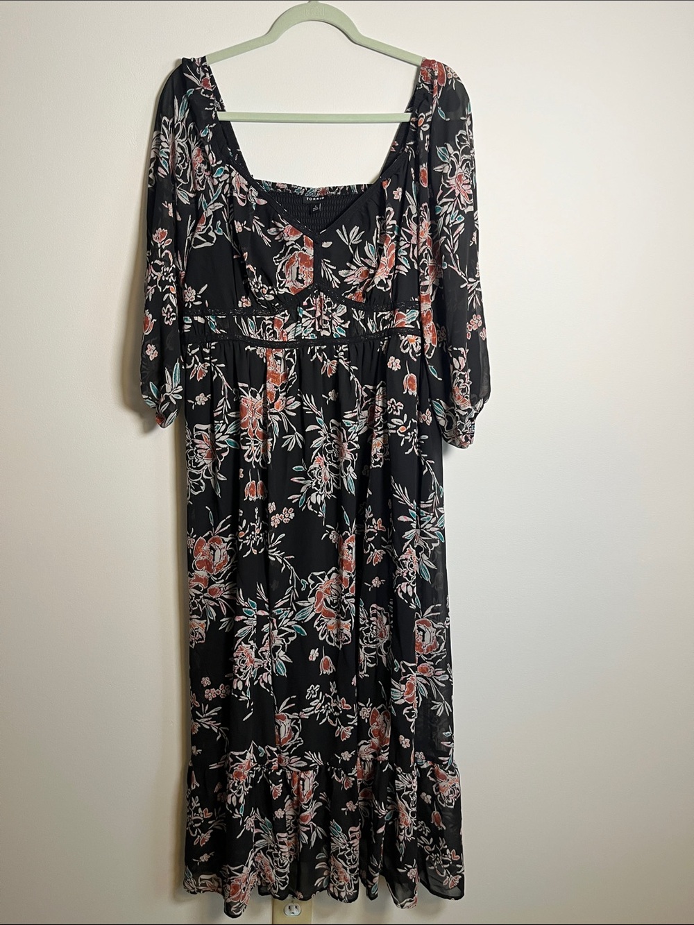 Black Floral Maxi Dress TORRID SZ 1